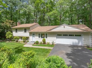 84 Deepwood Rd, Fairfield, CT 06824