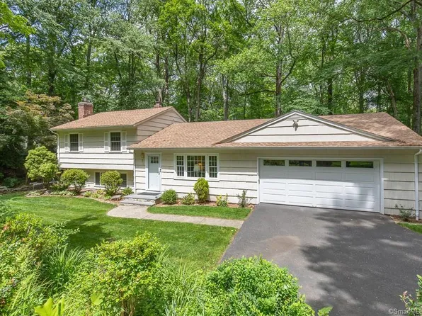 84 Deepwood Road, Fairfield, CT 06824