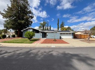 1691 Crescent Dr, Walnut Creek, CA 94598