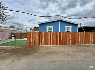 114 Plymouth Ave, Bakersfield, CA