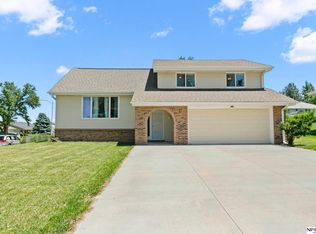 5147 N 116th St, Omaha, NE 68164