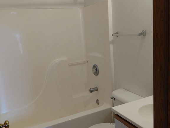 5th image of 955 Fotis Dr APT 8