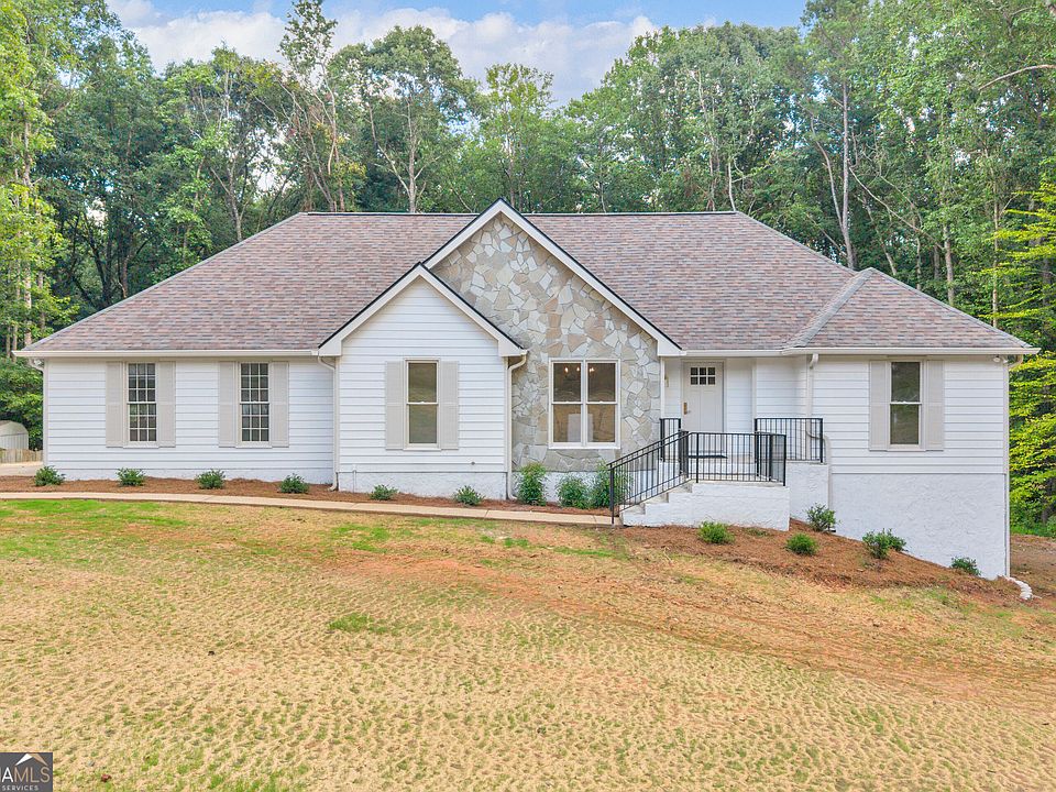 1st image of 150 Indian Bluff Dr