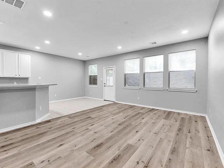 16007 Sandy Path Ln — Photo 18
