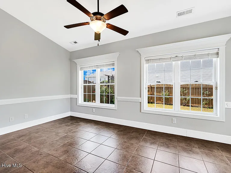 2400 Dovedale Ct #B — Photo 21