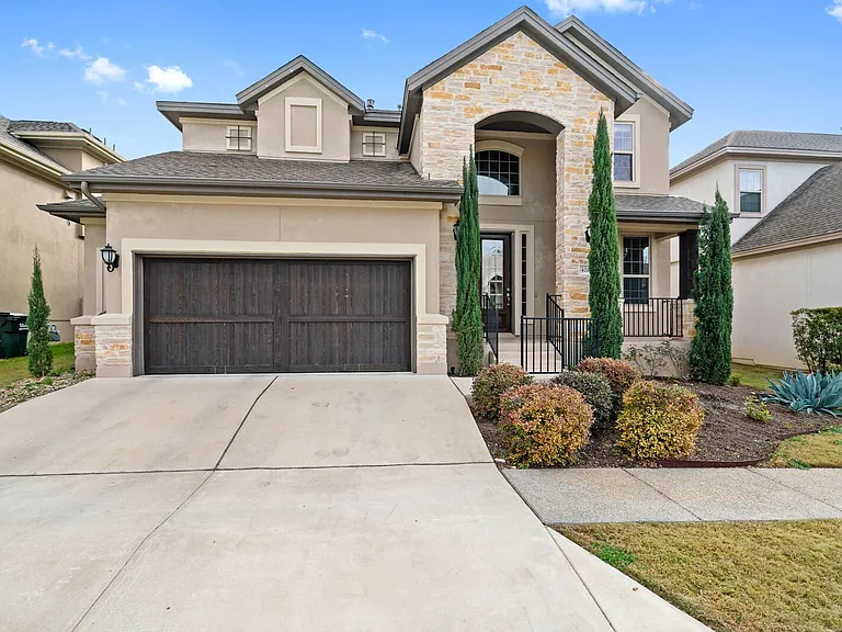 4205 Front Range Ln — Photo 1