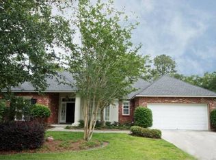 327 Westwood Dr, Mandeville, LA 70471