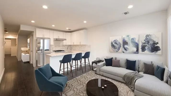 1st image of 2271A Pacific St #1