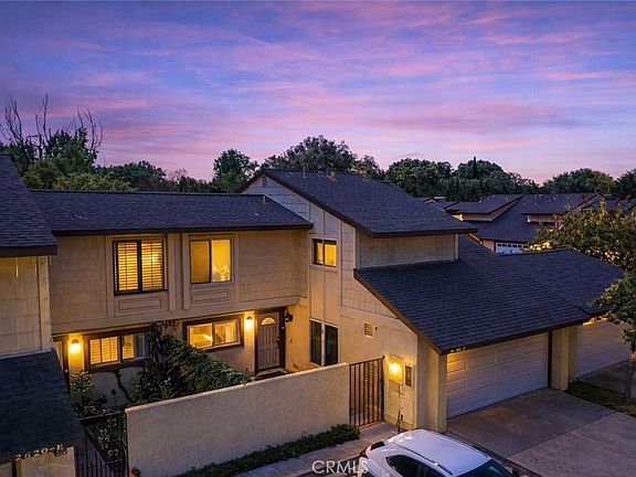 2nd image of 2620 N Tustin Ave Unit F