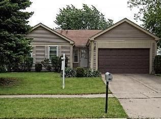 635 Caren Dr, Buffalo Grove, IL