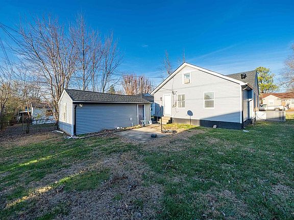 5th image of 2614 W Victory Ct