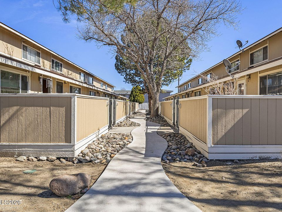 1st image of 401 Allouette Way APT 2