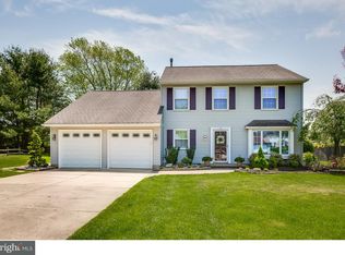 9 Brompton Ct, Cherry Hill, NJ 08003