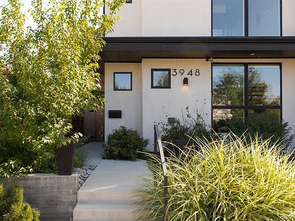 3rd image of 3948 N Navajo Street