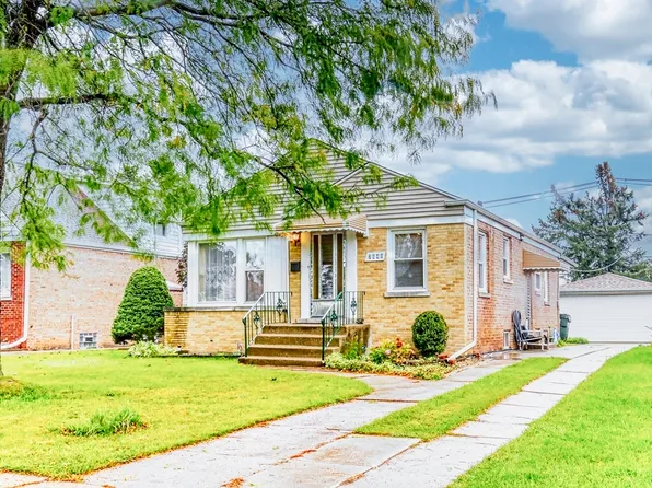 7649 N Odell Ave, Niles, IL 60714
