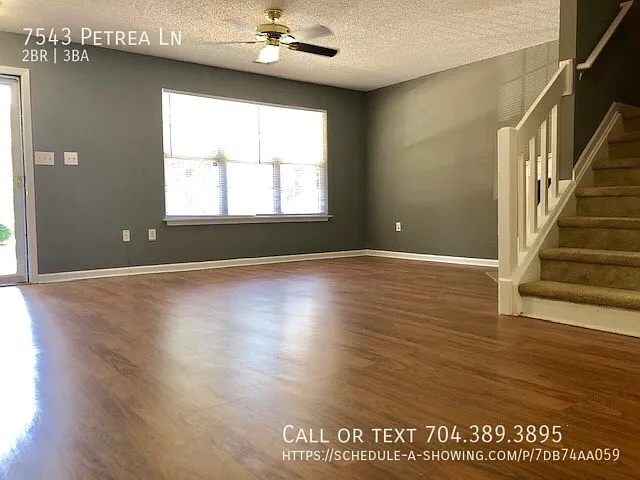 Townhouse — Photo 3