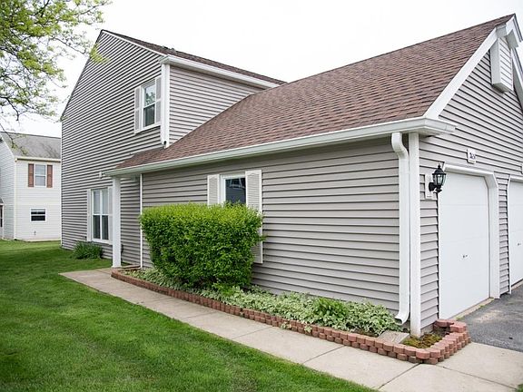 2nd image of 2631 Oakshire Ct