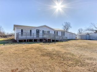 21818 Douglas Ave, Edmond, OK 73012