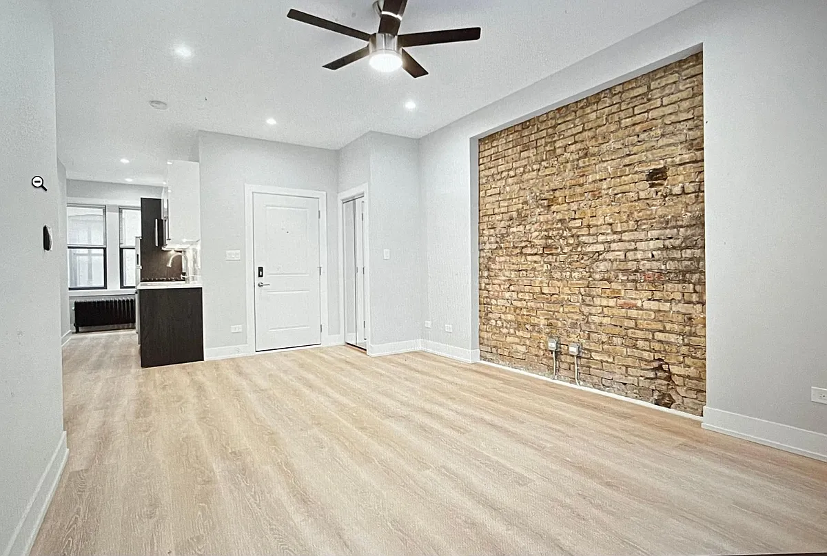Building Photo - 1320 W Birchwood Ave #1