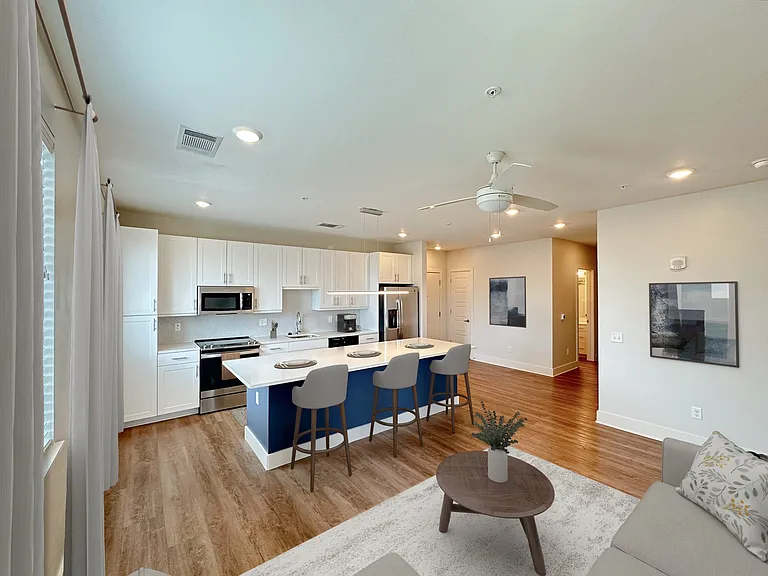 The Rise Apartments — Photo 18