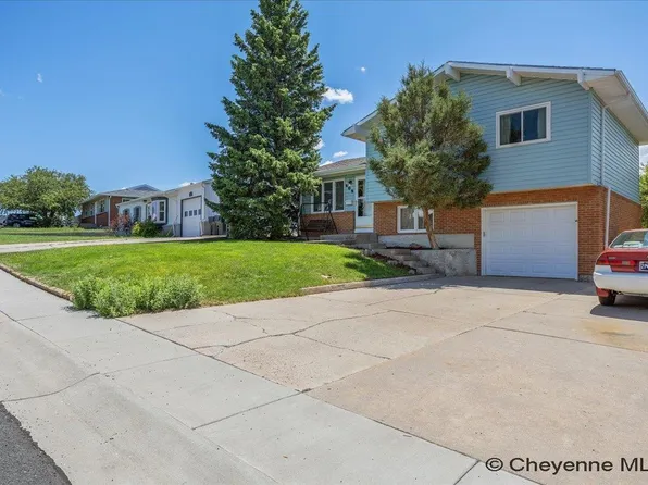 609 Ridgeland St, Cheyenne, WY 82009