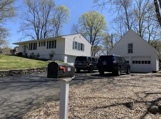 115 W Chapel St, Abington, MA 02351