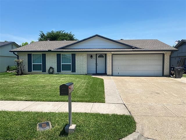 1st image of 1417 Palisades Dr