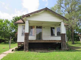 19643 Omira St, Highland Park, MI 48203
