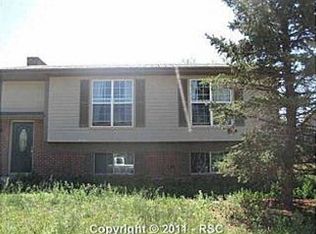 2825 Clarendon Dr, Colorado Springs, CO 80916