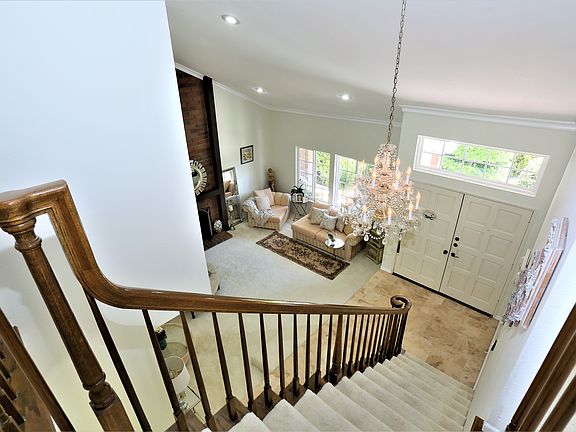 2nd image of 421 1/2 Massachusetts Ave #5