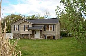 1st image of 208 W Savanna Ct
