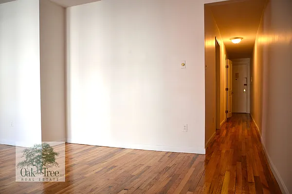 Rented by Oak Tree LLC | media 29