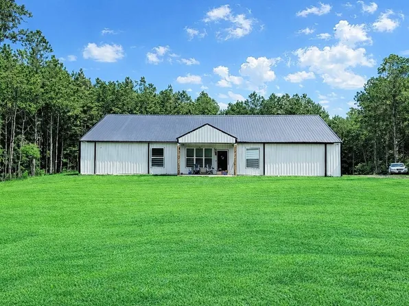 285 Columbia Road 30, Magnolia, AR 71753