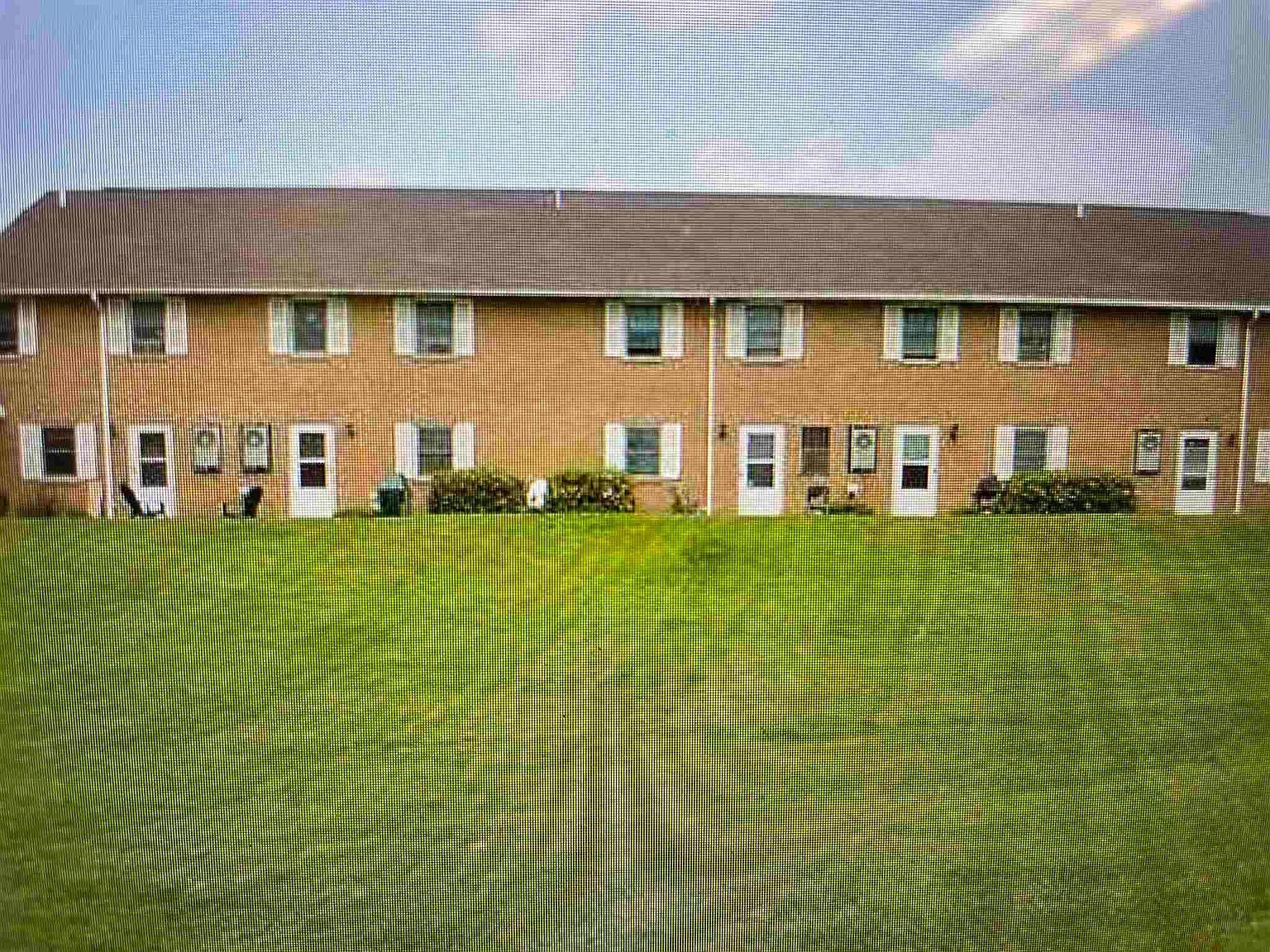 915 Elmwood Drive, Hudson, NH 03051 Zillow