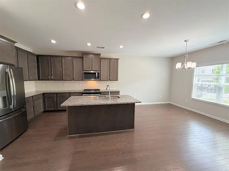 1769 Sanford Dr NW — Photo 6