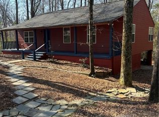 15954 Lake Hills Dr, Northport, AL 35475