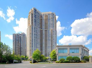 25 Kingsbridge Garden Cir, Mississauga, ON L5R4B1