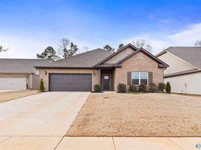 106 Striker Ln, Harvest, AL, 35749