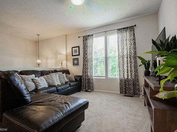 4th image of 244 Woodhaven Dr #244