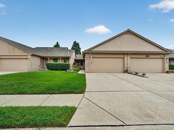 3rd image of 23553 Northport Dr