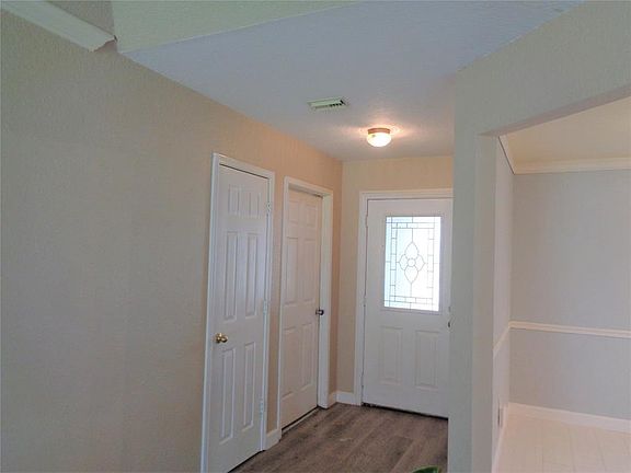 4th image of 20930 Carmel Valley Dr