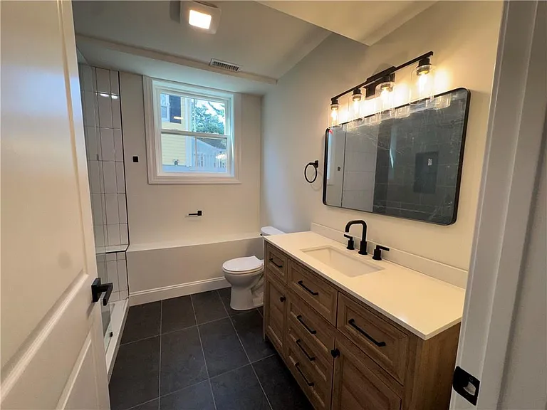 11 Brinkley St #1 — Photo 5