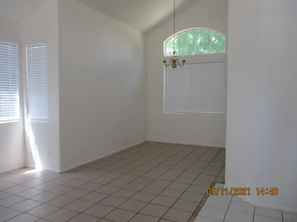 7508 Sutters Mill St, Bakersfield, CA 93313