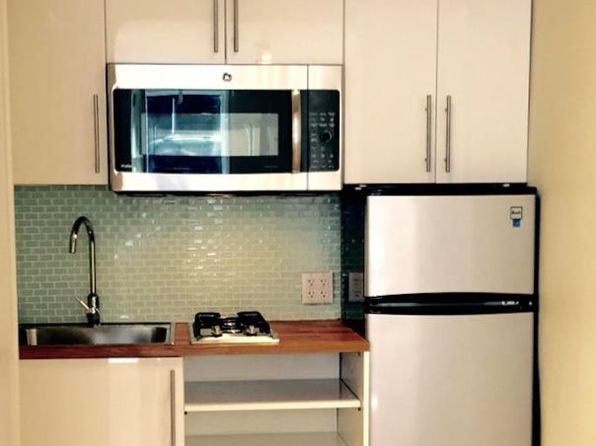 421 E 50th St APT 1F