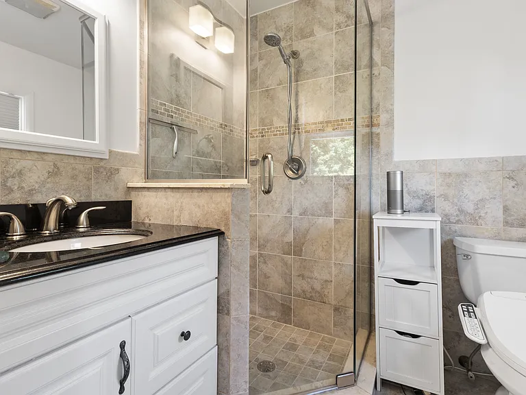 9 Deluca Dr — Photo 16