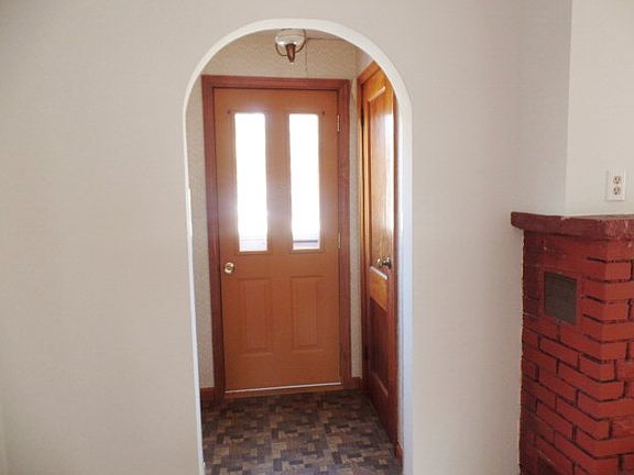 5th image of 18 Woodward St