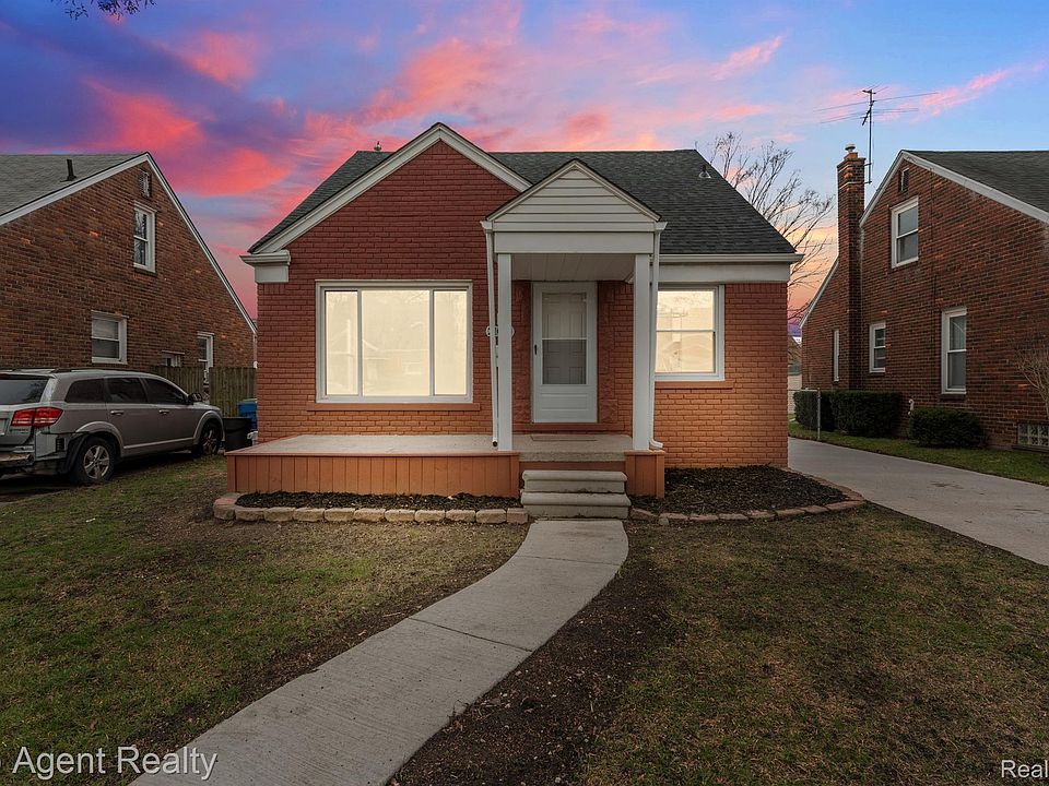 1st image of 21021 Blackmar Ave
