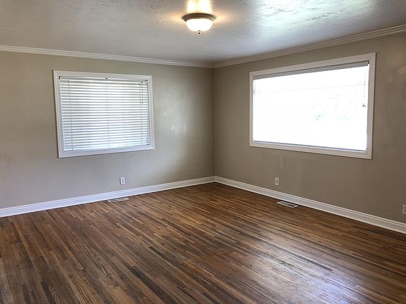 3rd image of 6821 S Brookhill Dr