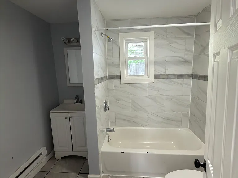 453 S 15th St #2 — Photo 4