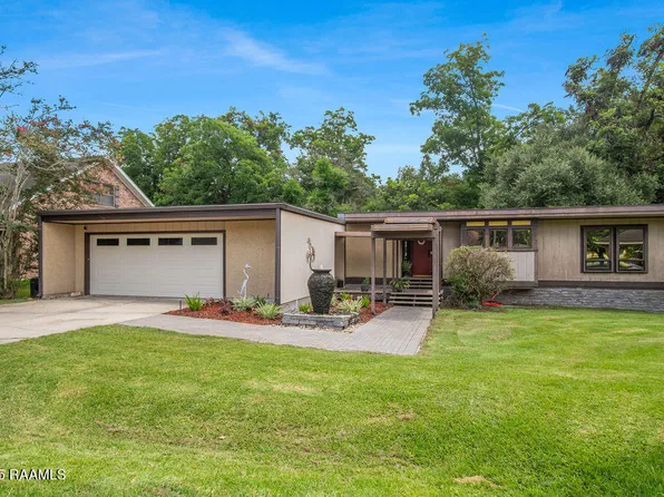 111 Oak Coulee Dr, Lafayette, LA 70507